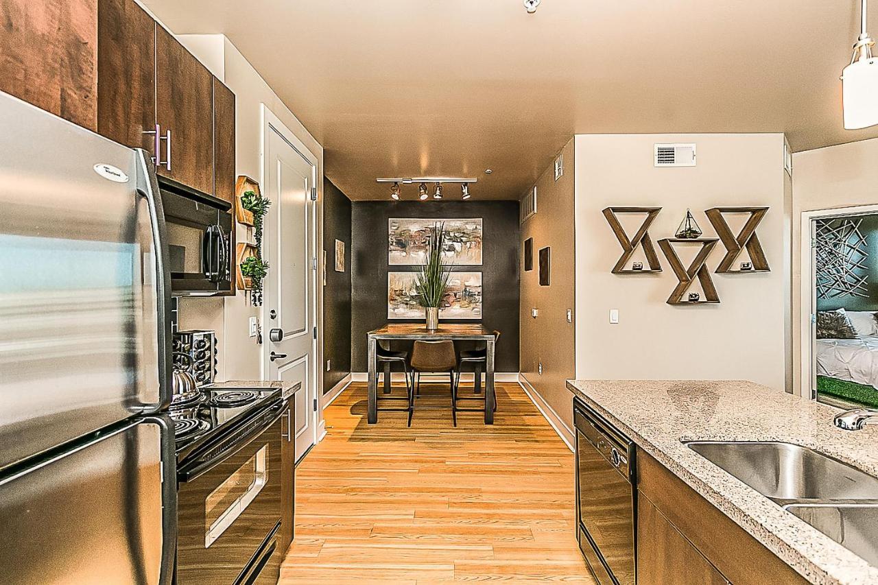 Shopping & Dining 1 Mile - 24 Hour Pool With Parking - 4036 Villa Phoenix Buitenkant foto