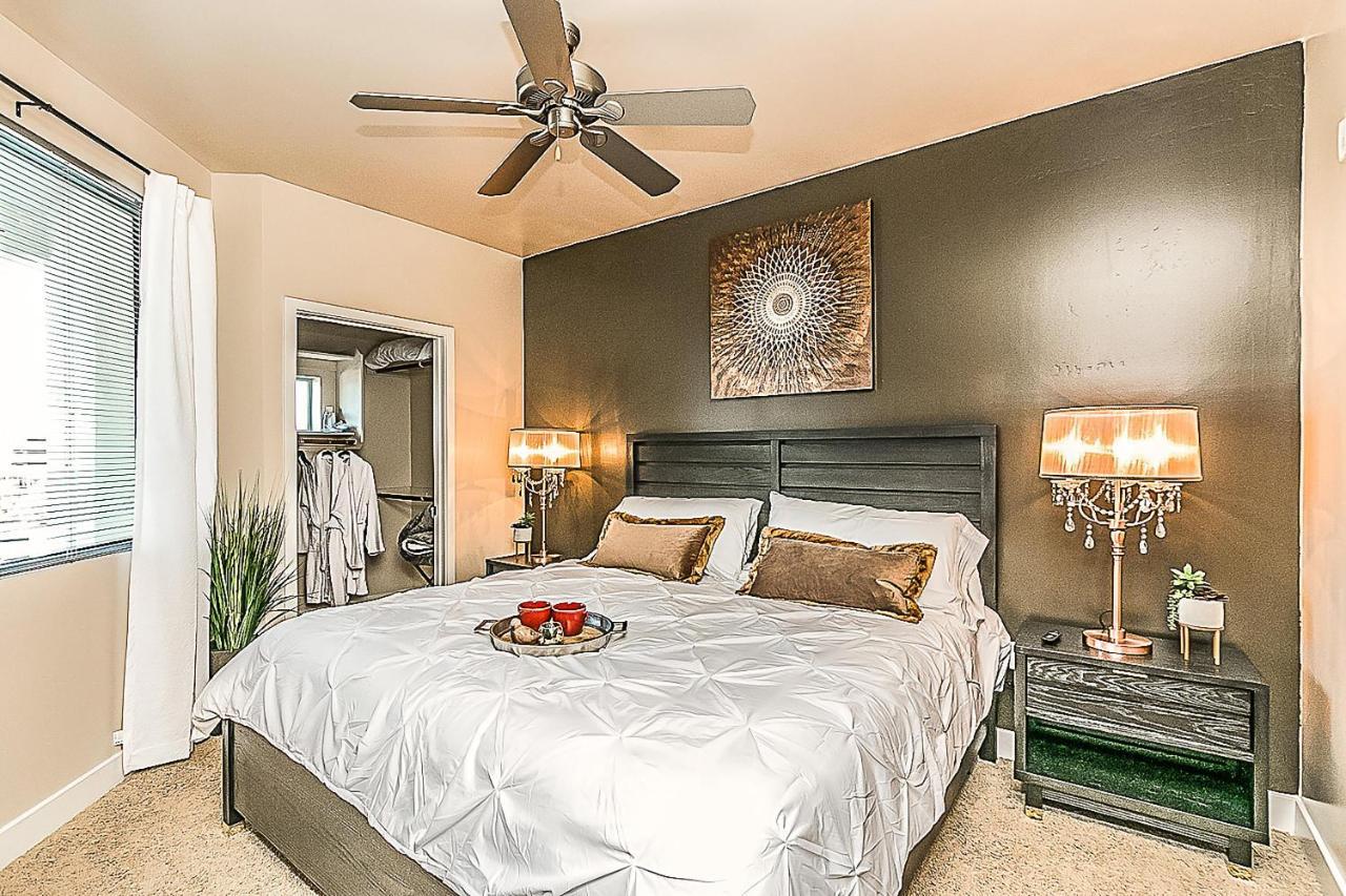Shopping & Dining 1 Mile - 24 Hour Pool With Parking - 4036 Villa Phoenix Buitenkant foto
