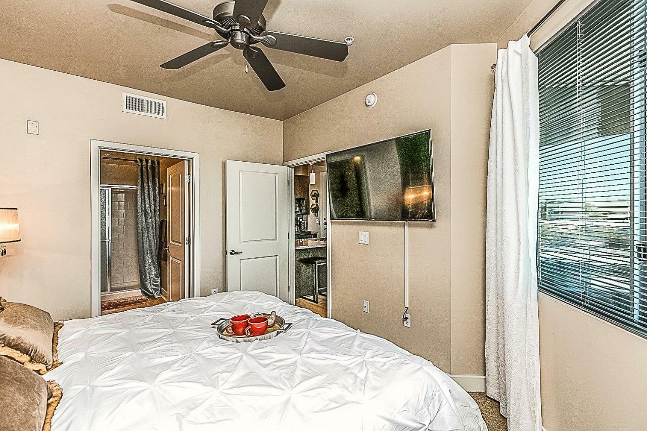 Shopping & Dining 1 Mile - 24 Hour Pool With Parking - 4036 Villa Phoenix Buitenkant foto